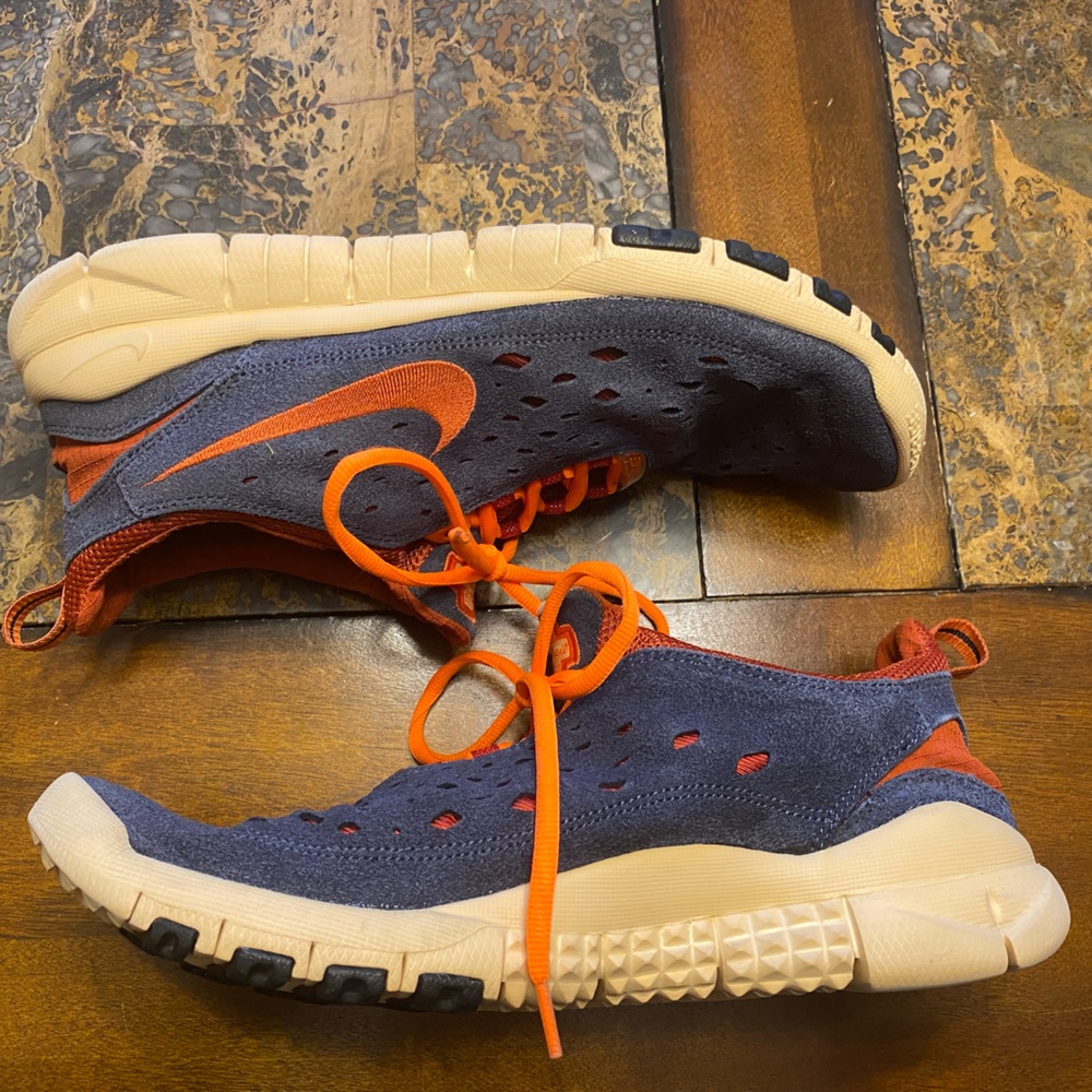 Nike Free Run 5.0 Trail Shoes in Thunder Blue in like new condition